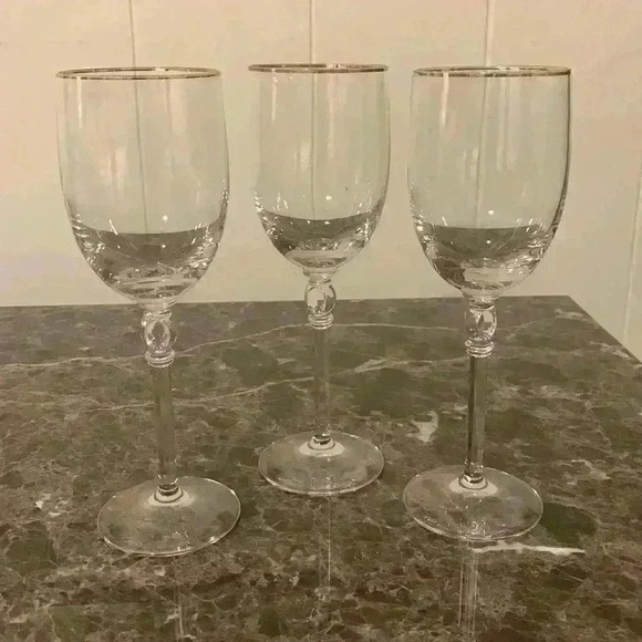 Lenox "Innocence Golden" Wine Glasses 3 - Picture 1 of 8